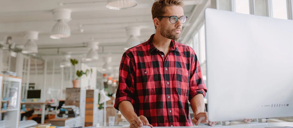 Guide on hiring a product photographer with 11 key questions to ensure quality and value