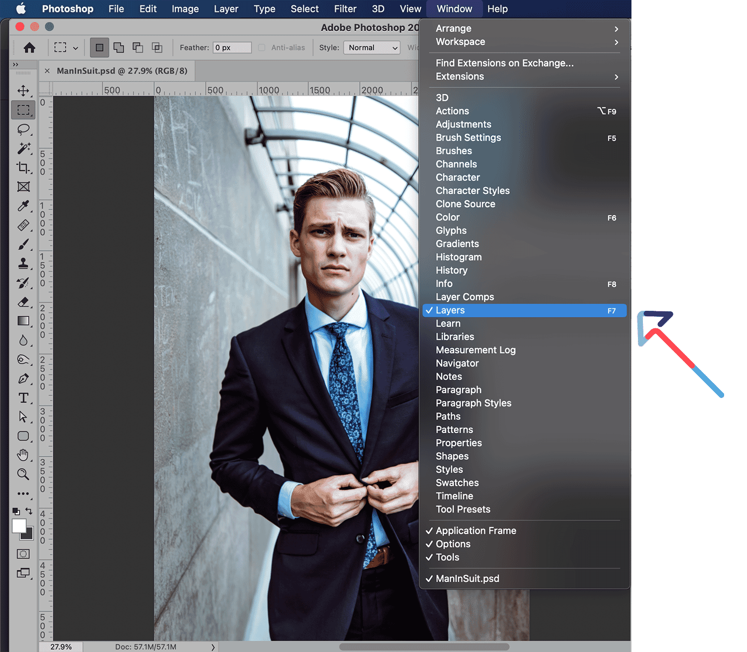Photoshop interface showing layers menu for background blur tutorial