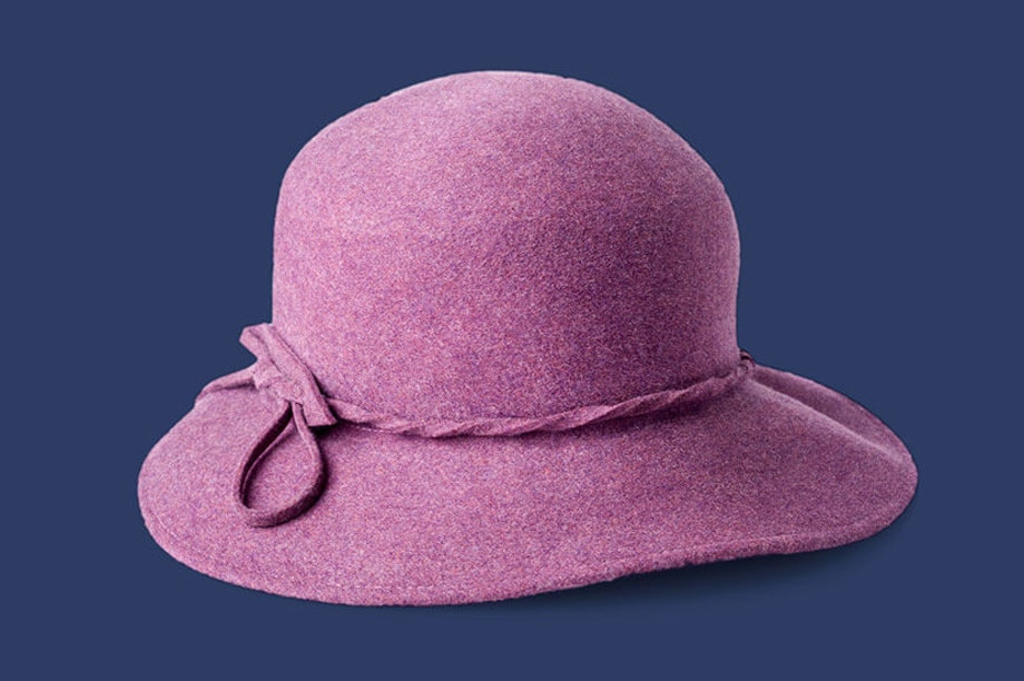Product image on a new background color with original shadows retained using Photoshop.