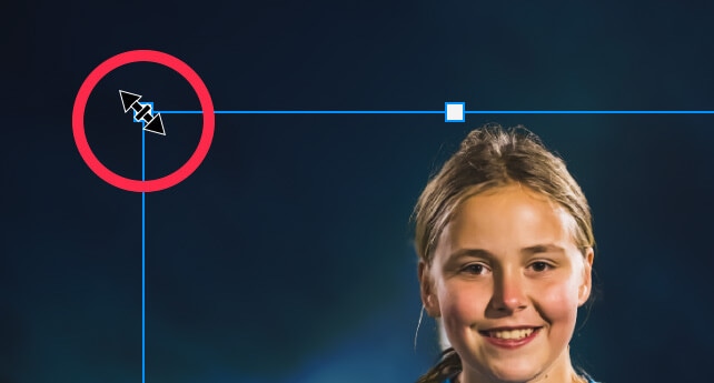 Photoshop editing screenshot showing image of a girl's face and selecting to resize it